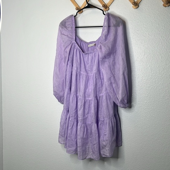 Alice + Olivia Rowan Tiered Babydoll Dress - Picture 5 of 10